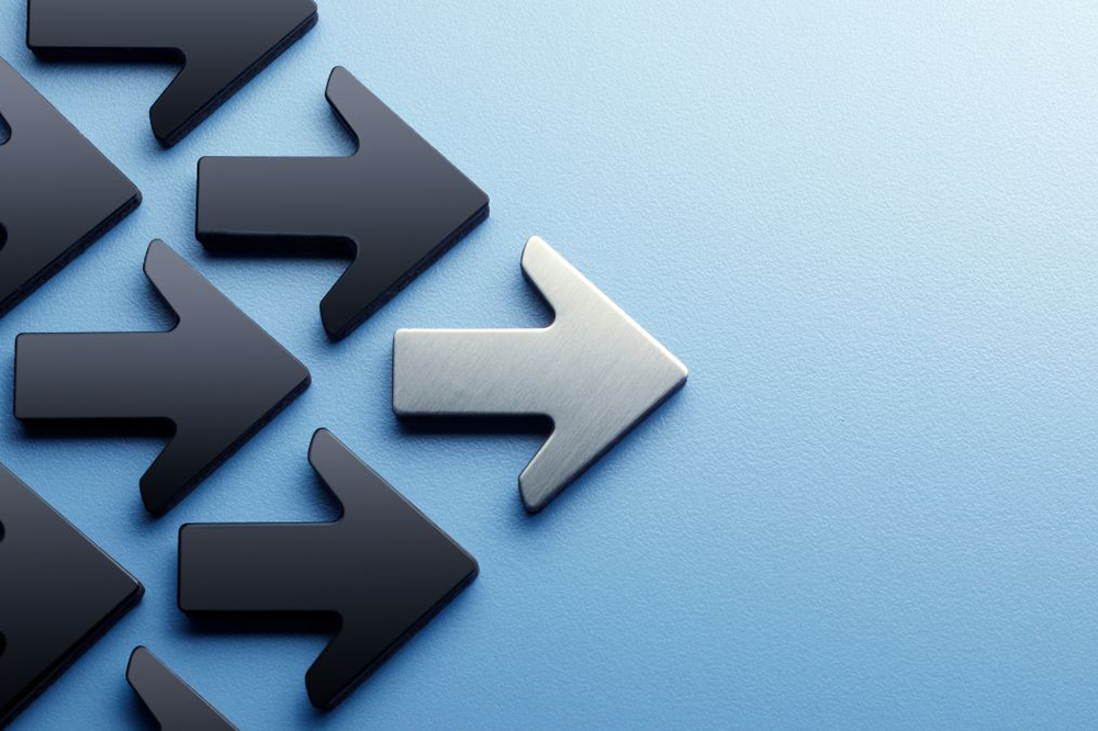 a group of arrows pointing to the right of the screen