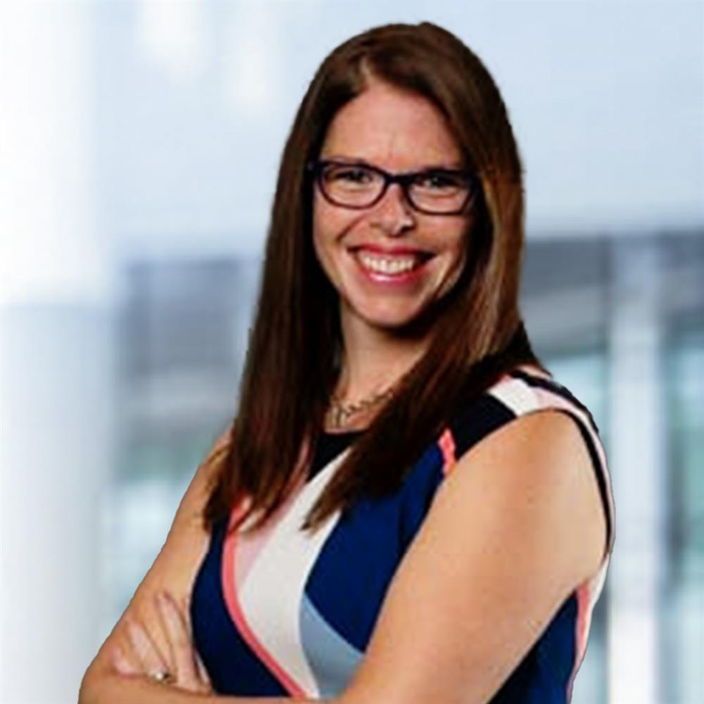 Jennie Giardina headshot