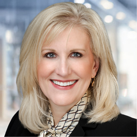 Nicole Phillips headshot