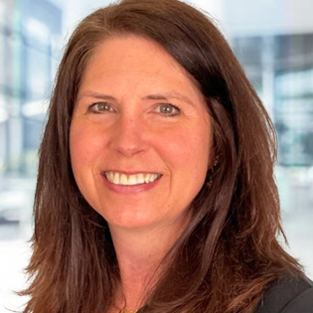 Shannon Andrews headshot