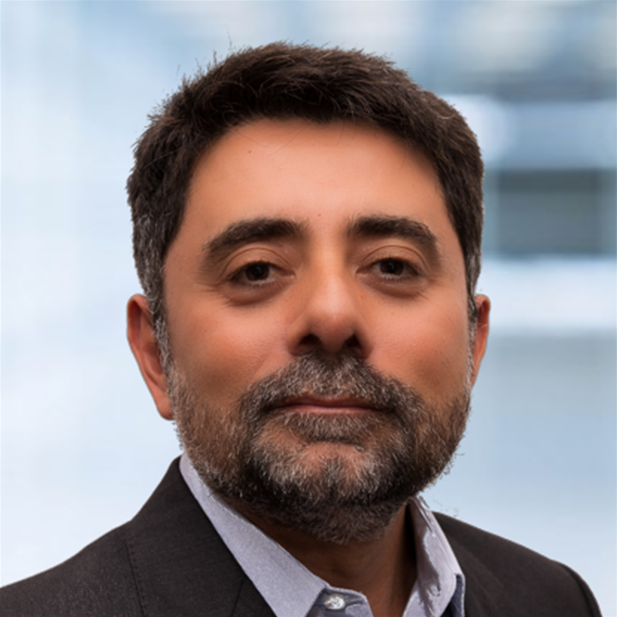 Leonardo Ribeiro headshot