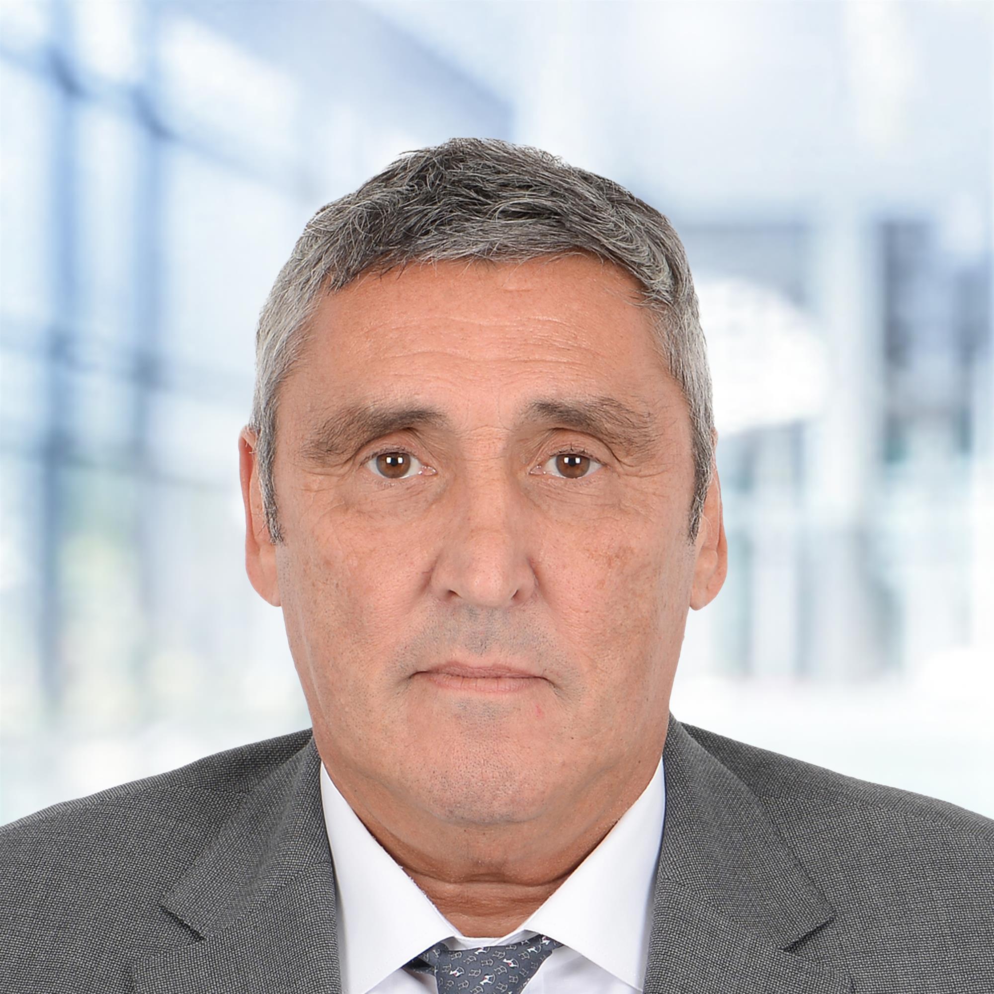 Alister Wellesley headshot